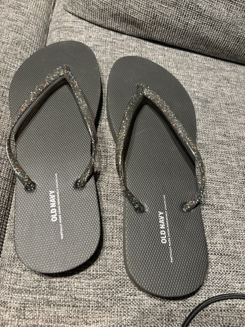 Footwear identified as Flip-Flops- brand new size L